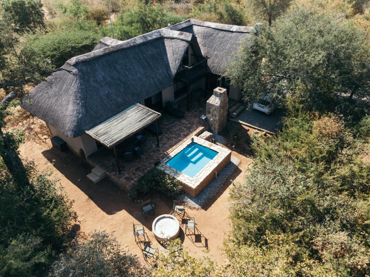 Giraffe Lodge Hoedspruit Exterior photo