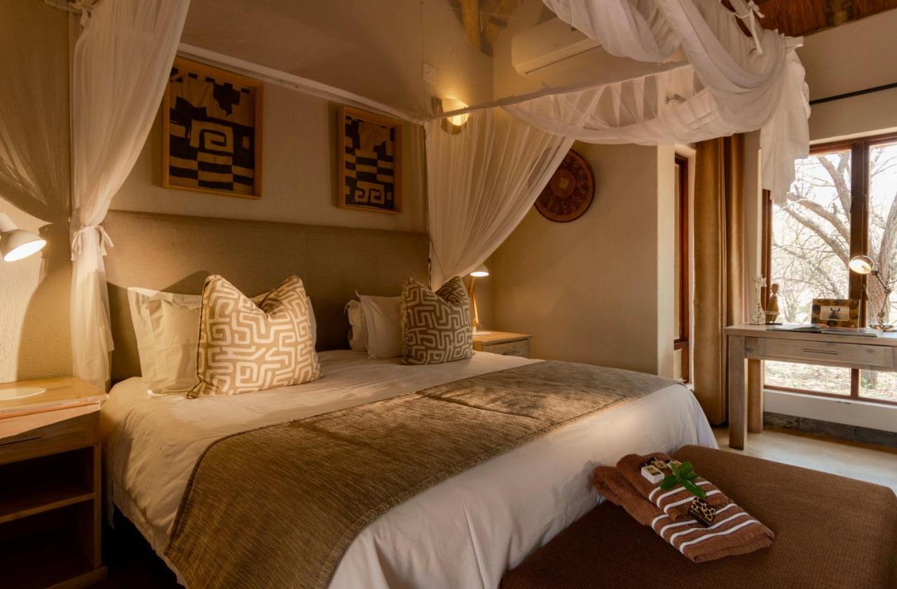 Giraffe Lodge Hoedspruit Exterior photo