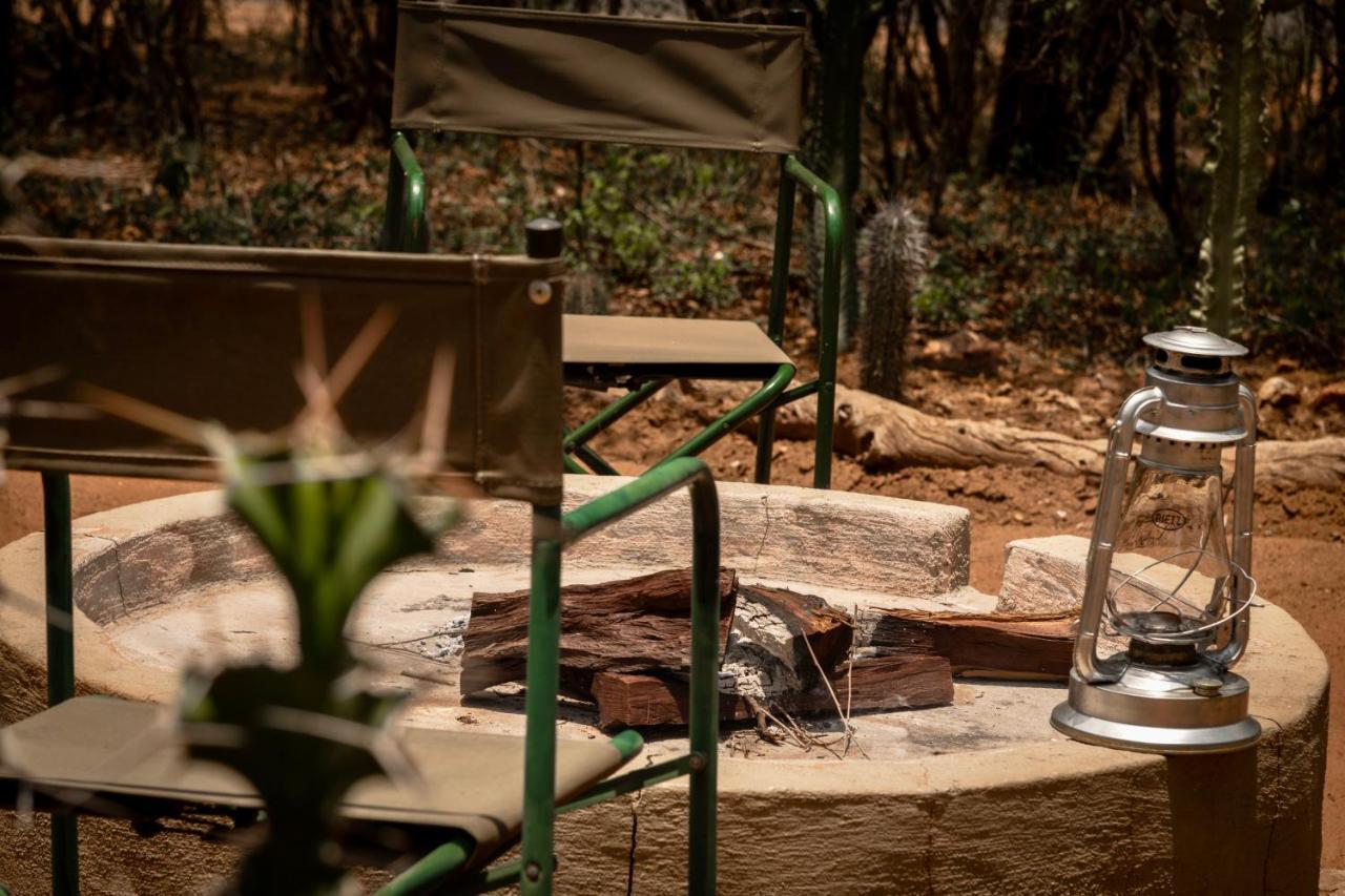 Giraffe Lodge Hoedspruit Exterior photo