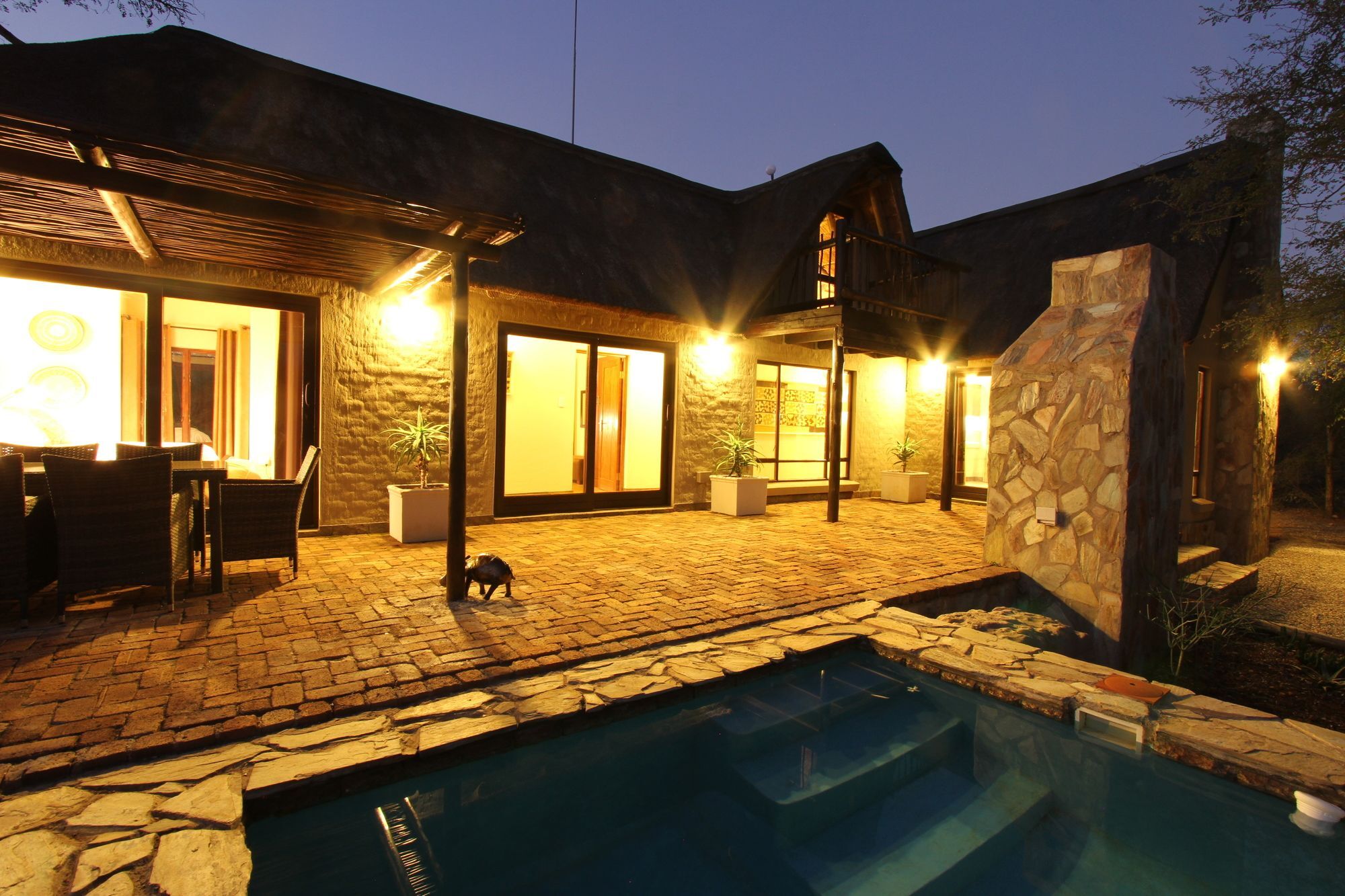 Giraffe Lodge Hoedspruit Exterior photo